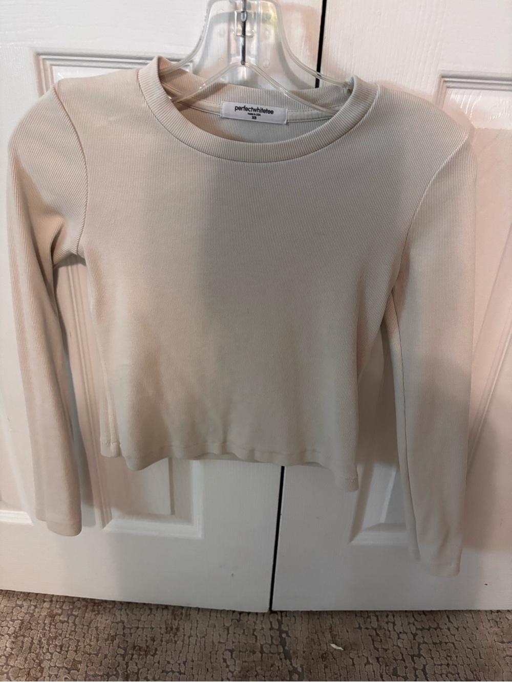 Perfectwhitetee ribbed Long-Sleeve Crewneck Top in Cream xs never worn